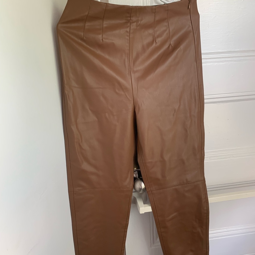 Zara High Rise Leggings- perfect for a work day!